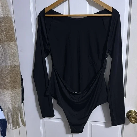 Princess Polly GATEWOOD LONG SLEEVE BODYSUIT BLACK size 12 - Picture 5 of 6
